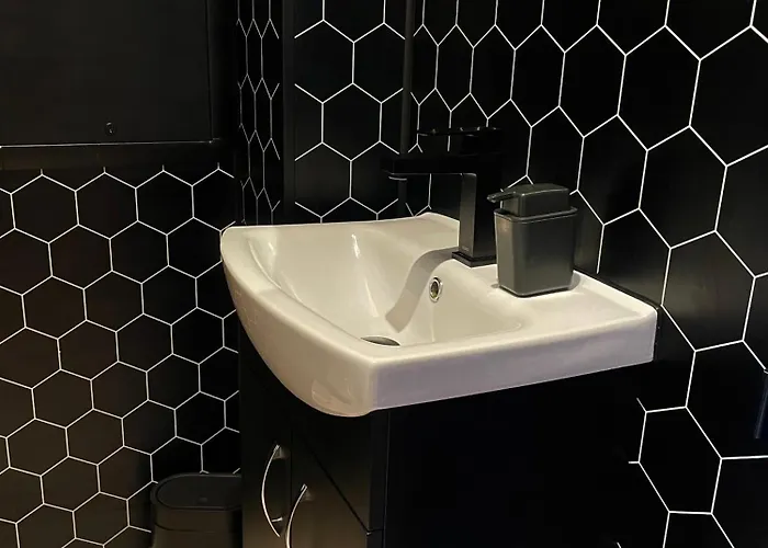 Stort Loftsrom I Sentrum Med Enkel Frokost Apartamento *